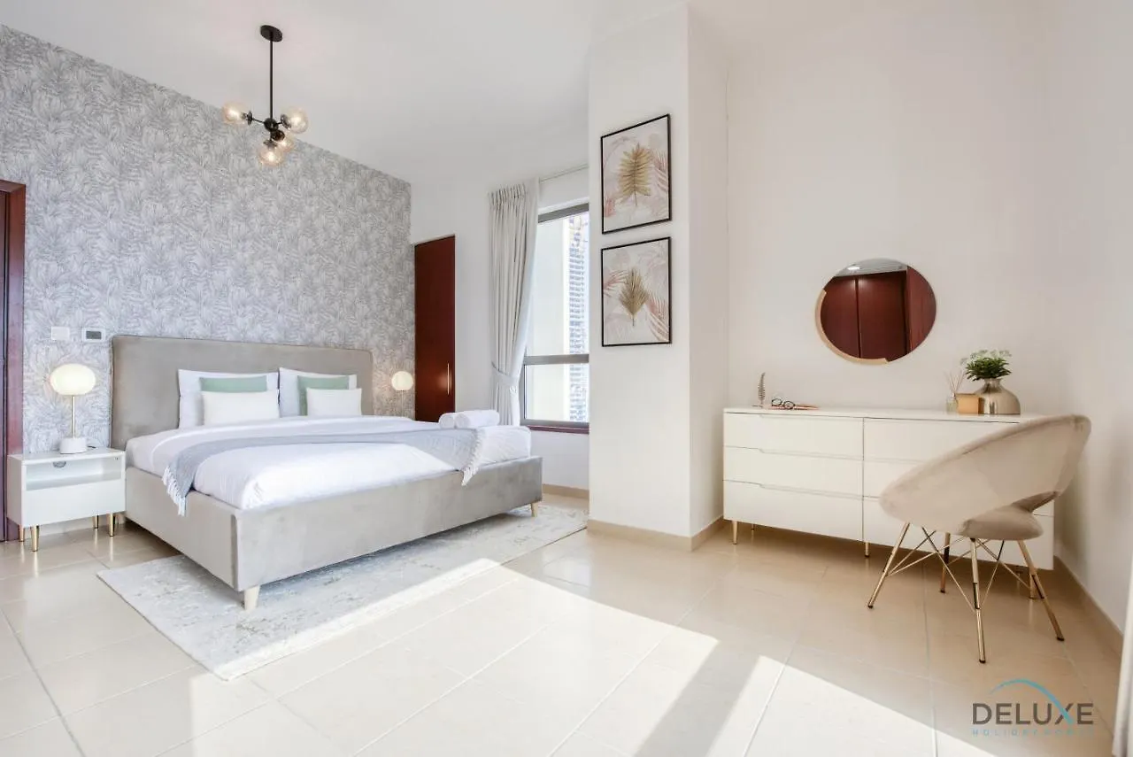 Vogue 2Br At Shams 2 Jbr By Deluxe Holiday Homes Dubai