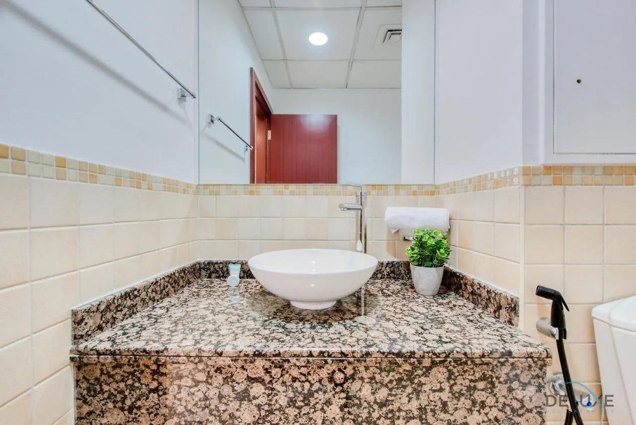 Vogue 2Br At Shams 2 Jbr By Deluxe Holiday Homes Dubai Apartamento